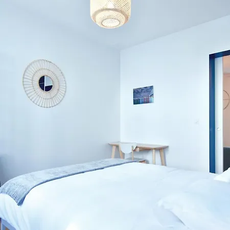 Nuiteejour Centre * Niort