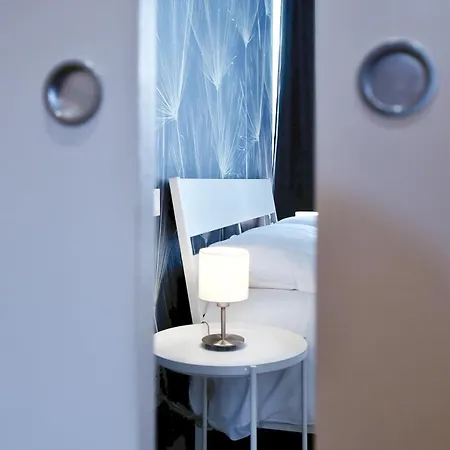 Nuiteejour Centre ニオール