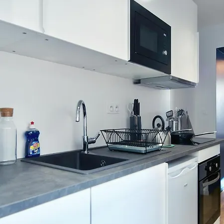 アパート Nuiteejour Centre