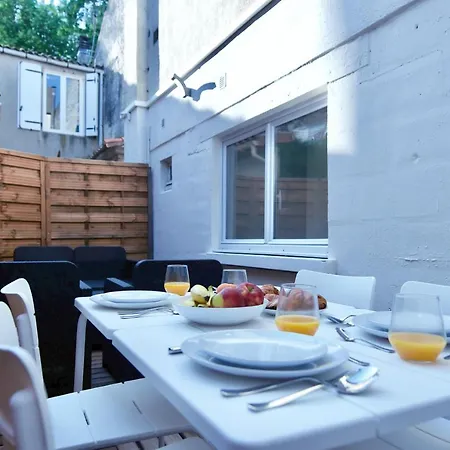 Nuiteejour Centre ニオール