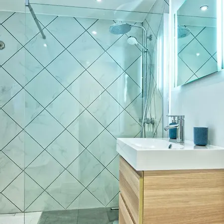 Nuiteejour Centre ニオール