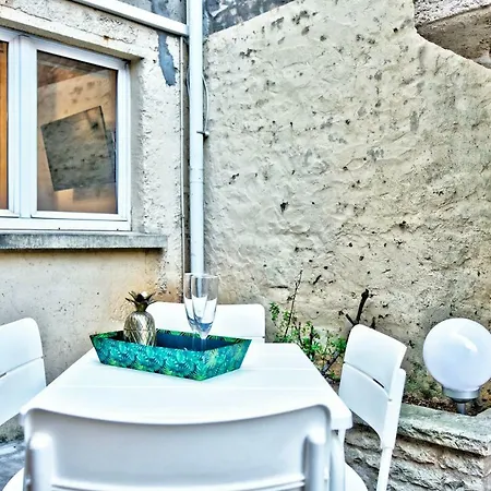 Nuiteejour Centre Lägenhet *